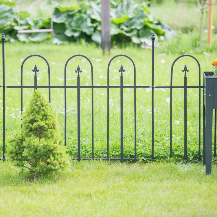 Garden fence